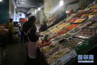 盧布貶值沖擊遠(yuǎn)東華商 鞋帽零售生意受挫，回家還是觀望成艱難抉擇